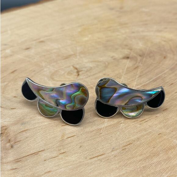 Vintage Abalone Sterling Silver‎ Black enamel screw back 
earrings. - Picture 2 of 6